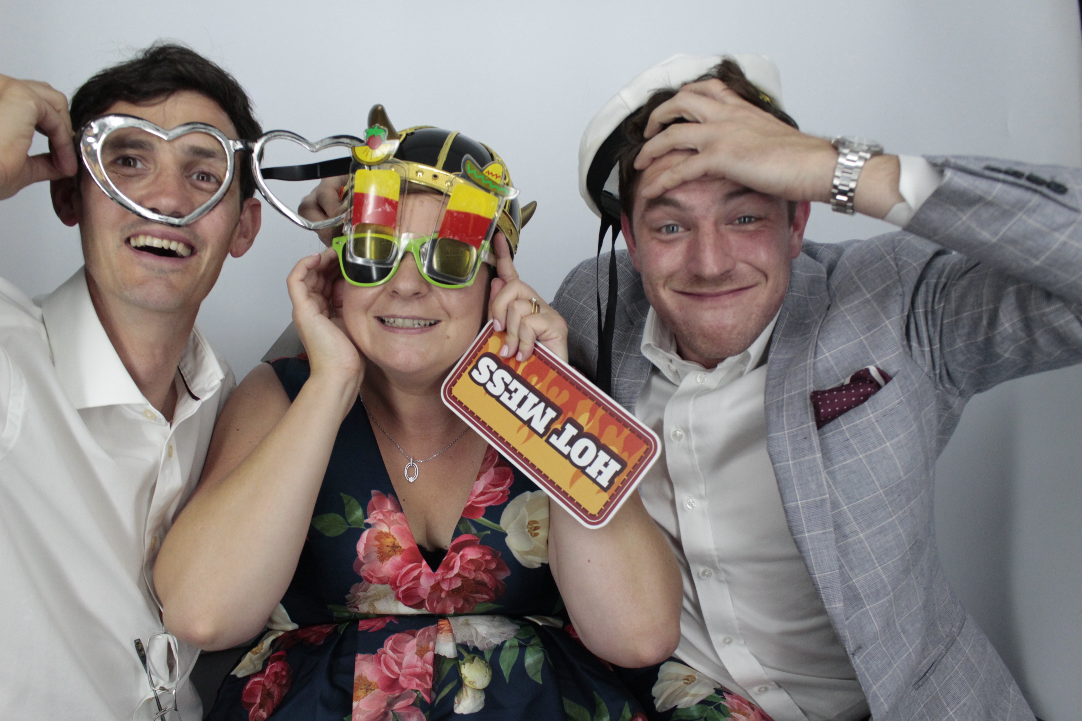 Andrew and Lynsey's Wedding | View more photos from the event at gallery.myphotoboothexperience.co.uk/u/MyPhotoBoothExperienceLtd/Andrew-and-Lynseys-Wedding